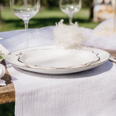 Musselin Tischläufer in Weiß für Hochzeit mieten