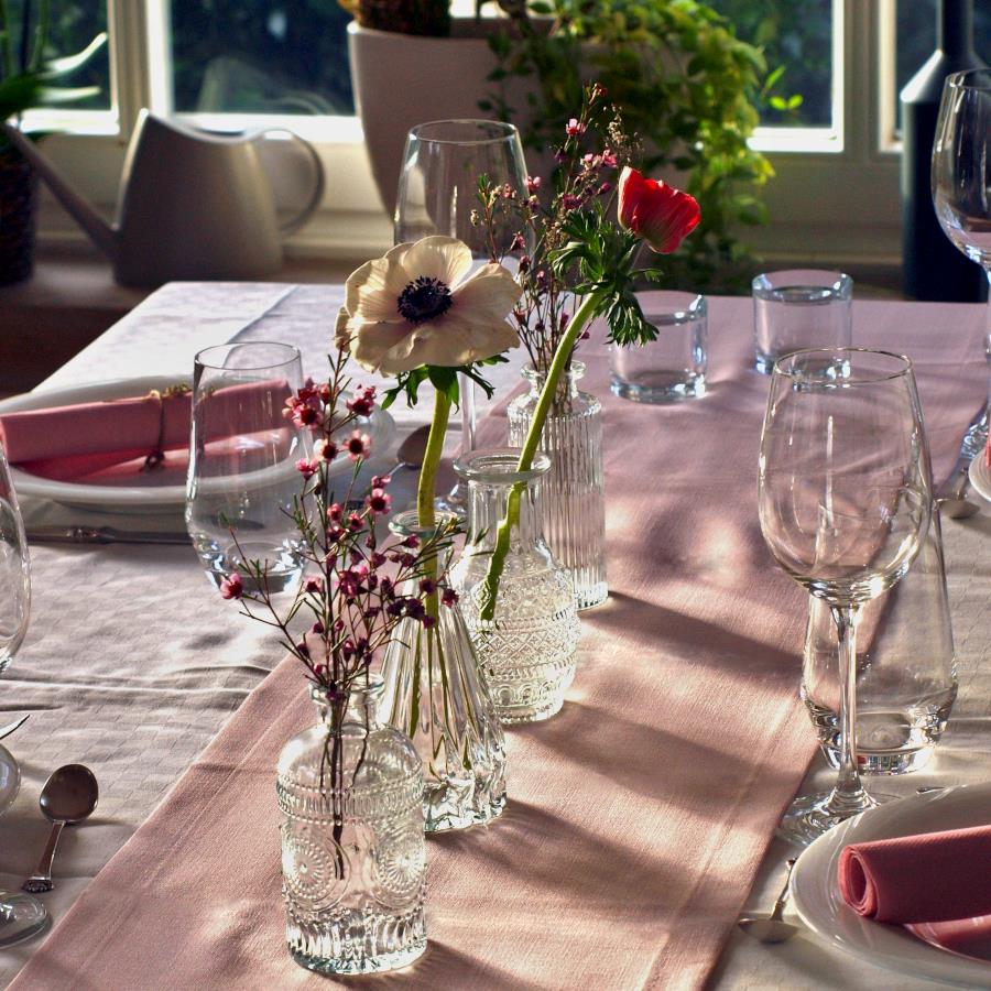 Vasen-Kollektion aus Kristallglas für Hochzeitsdeko mieten